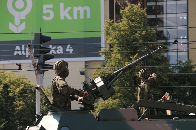 Katowice. Defilada "Wierni Polsce"