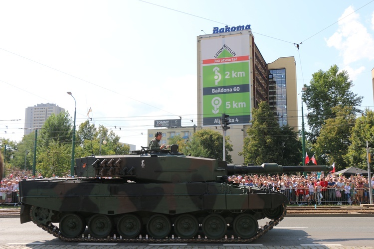 Katowice. Defilada "Wierni Polsce"