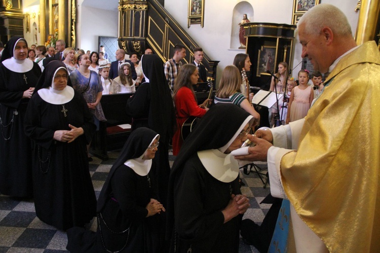 Sto lat obecności Sióstr Franciszanek Rodziny Maryi w Nowym Wiśniczu