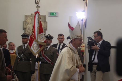 Katowice. Msza św. w kościele garnizonowym