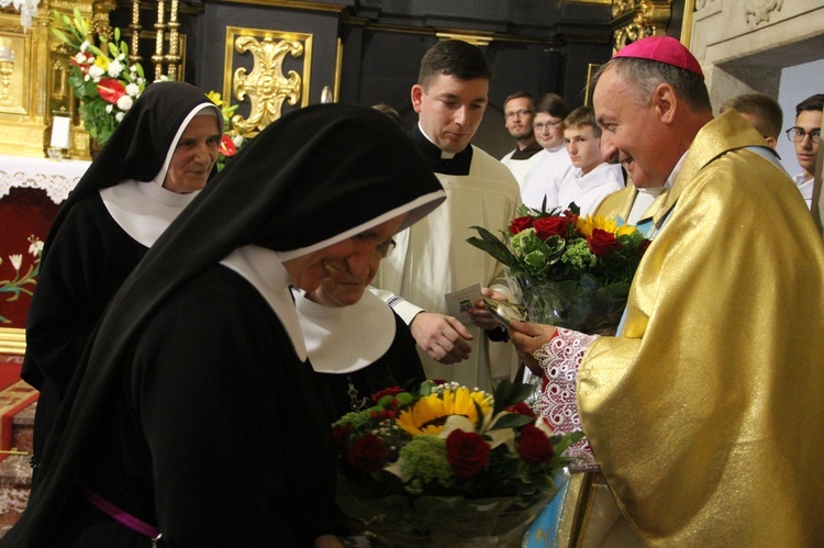 Sto lat obecności Sióstr Franciszanek Rodziny Maryi w Nowym Wiśniczu