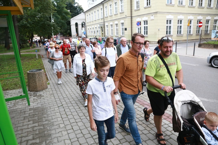 Pielgrzymka trzeźwościowa do Zawady
