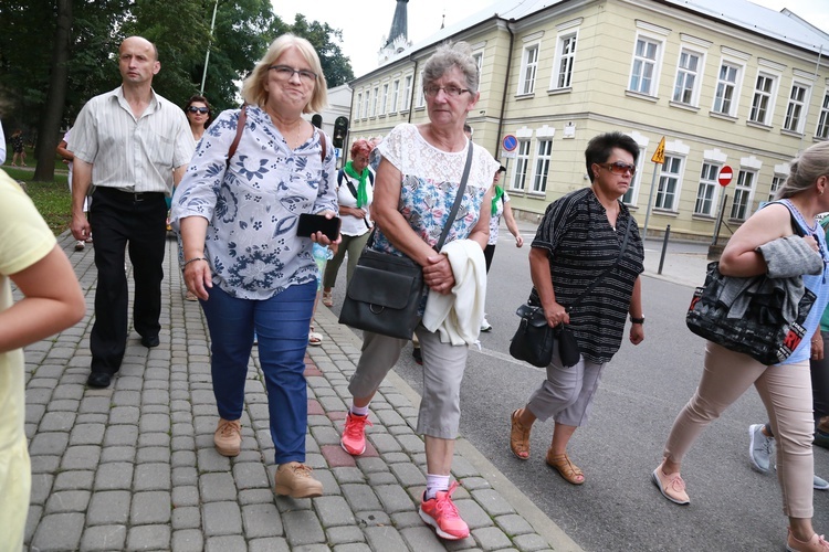 Pielgrzymka trzeźwościowa do Zawady