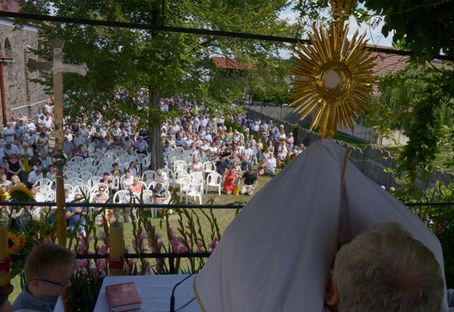 Pielgrzymka na odpust do podradomskich Jarosławic