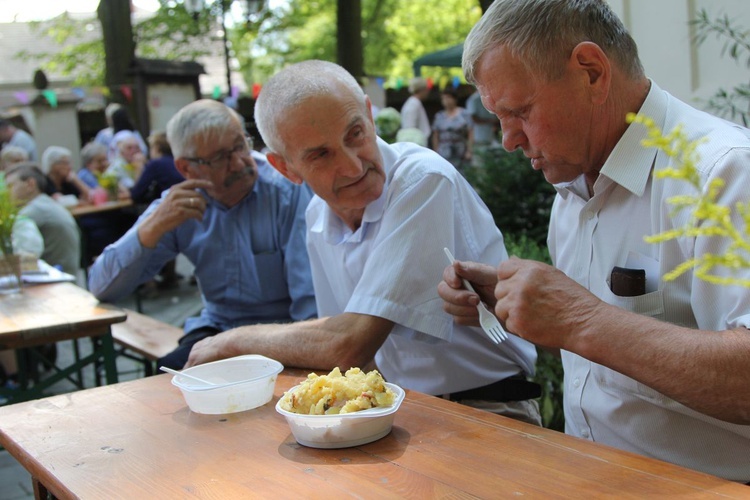 Głębowice - piknik parafialny i konkurs na "Bukiet ziela"