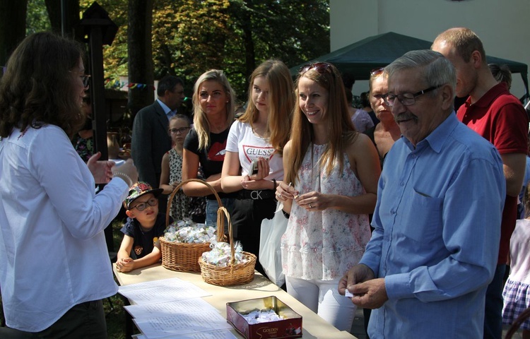 Głębowice - piknik parafialny i konkurs na "Bukiet ziela"