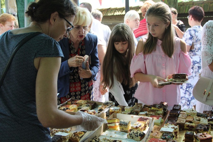 Głębowice - piknik parafialny i konkurs na "Bukiet ziela"