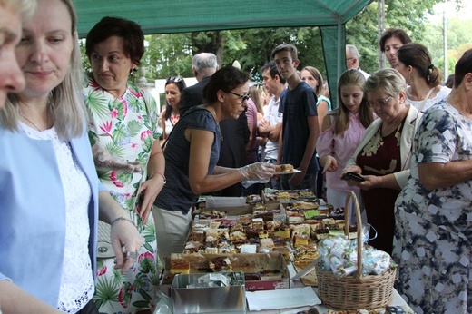 Głębowice - piknik parafialny i konkurs na "Bukiet ziela"