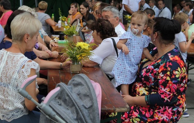 Głębowice - piknik parafialny i konkurs na "Bukiet ziela"