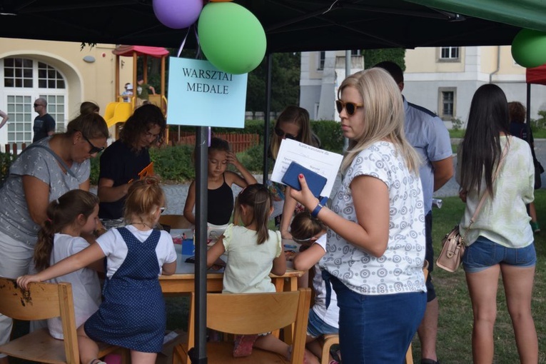 Rodzinne świętowanie jubileuszów w Krzyżowej