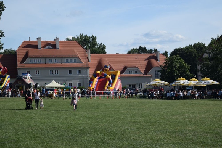 Rodzinne świętowanie jubileuszów w Krzyżowej