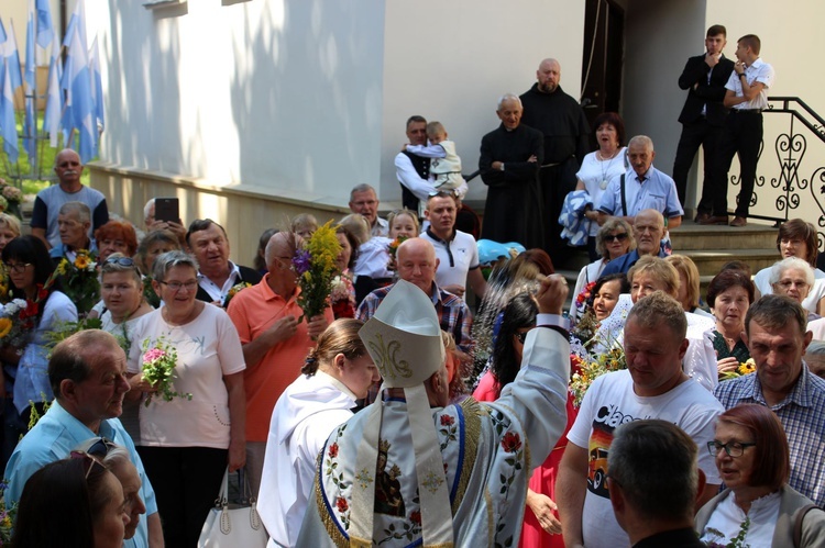 Uroczystość Wniebowzięcia NMP i piknik wojskowy w Rychwałdzie