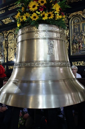 Chrzest dzwonu "Józef z Nazaretu" dla bazyliki Mariackiej