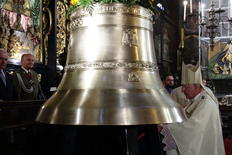 Chrzest dzwonu "Józef z Nazaretu" dla bazyliki Mariackiej