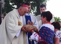 Bp Andrzej Iwanecki w Lubecku: Mamy żyć w obecności Boga, a nie uciekać od Niego