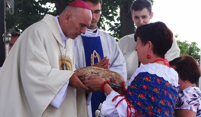 Bp Andrzej Iwanecki w Lubecku: Mamy żyć w obecności Boga, a nie uciekać od Niego