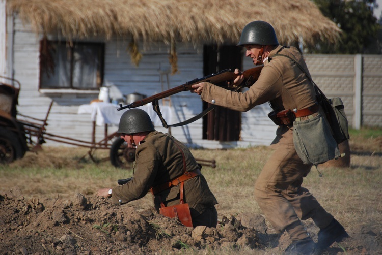 W ramach obchodów Święta Wojska Polskiego odbyła się rekonstrukcja historyczna - wrzesień 1939 roku.