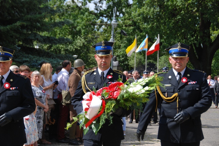 Obchody Święta Wojska Polskiego i uroczystości Wniebowzięcia NMP w Skierniewicach