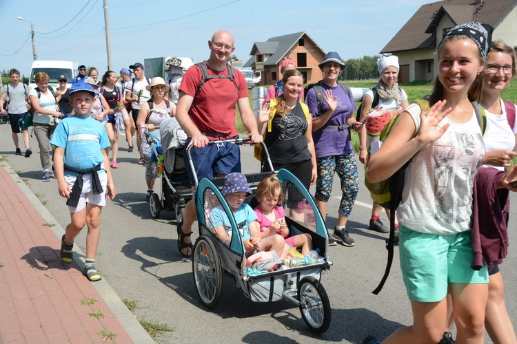 Przedostatni dzień drogi na Jasną Górę