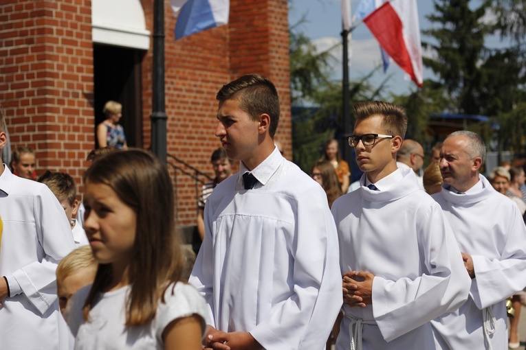 XVII Festyn Rodzinny w Bąkowie Górnym - Msza św.