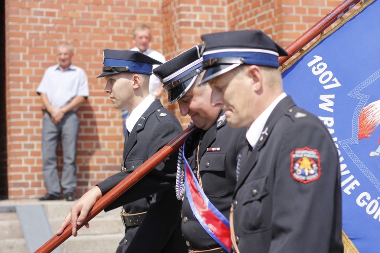 XVII Festyn Rodzinny w Bąkowie Górnym - Msza św.