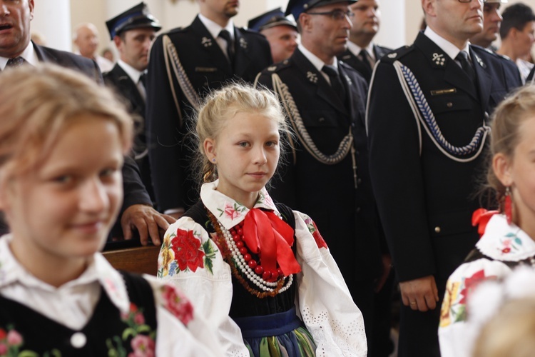 XVII Festyn Rodzinny w Bąkowie Górnym - Msza św.