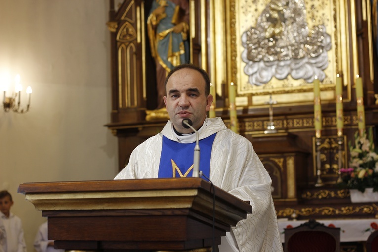 XVII Festyn Rodzinny w Bąkowie Górnym - Msza św.