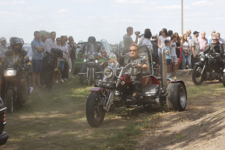 XVII Festyn Rodzinny w Bąkowie Górnym - piknik