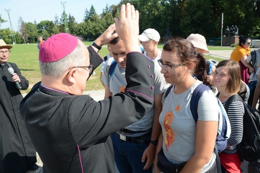 Zaręczyny tuż przed jasnogórskim szczytem