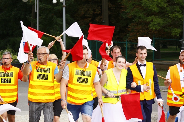 Pielgrzymka na Jasną Górę u celu - cz. 1.