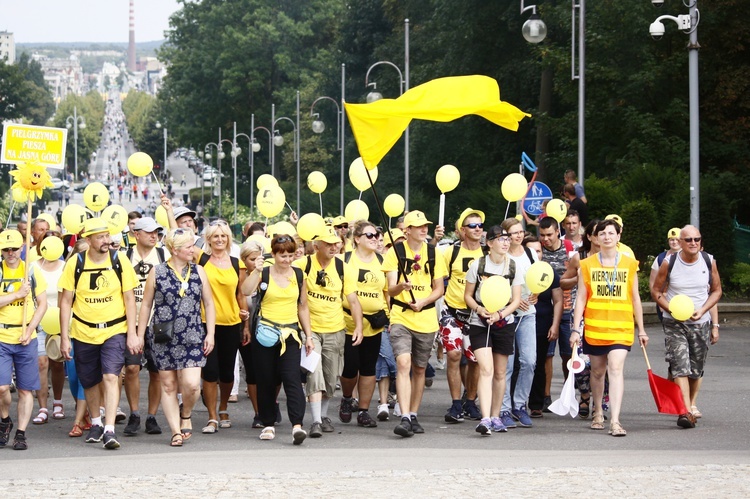 Pielgrzymka na Jasną Górę u celu - cz. 1.