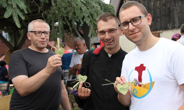 Tak świętowali na Hali Boraczej w 2019 r. księża podczas spotkania EwB poświęconego sakramentowi kapłaństwa.