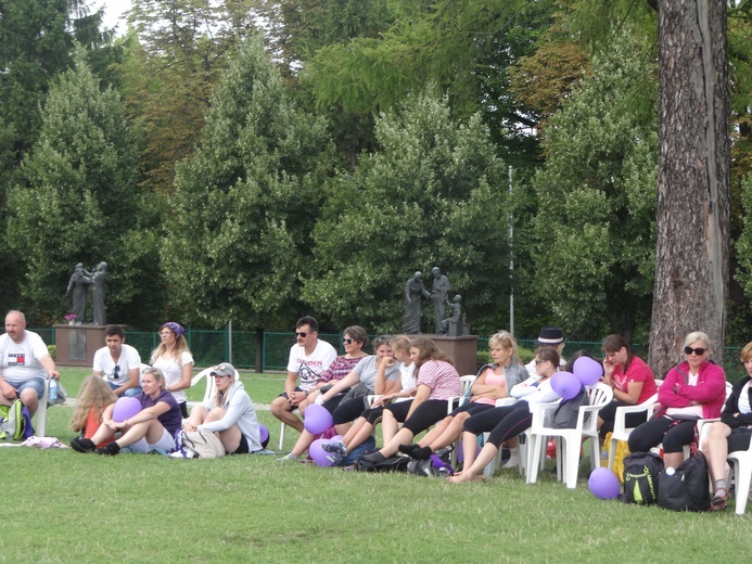 Pielgrzymka na Jasną Górę u celu - cz. 2.