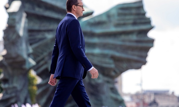 Ile lotów odbył premier Mateusz Morawiecki?