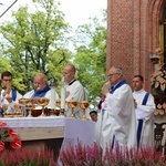 Piekarska pielgrzymka kobiet część 1.