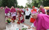 Piekarska pielgrzymka kobiet część 1.