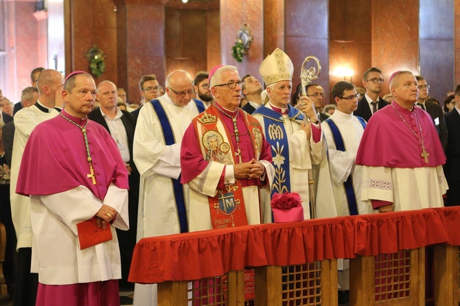 Piekarska pielgrzymka kobiet część 2.