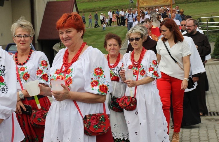 Wprowadzenie relikwii św. Maksymiliana w Pewli Wielkiej