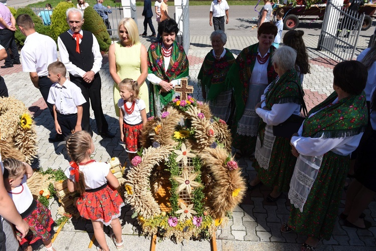 Dożynki u Fatimskiej Pani w Borkach 