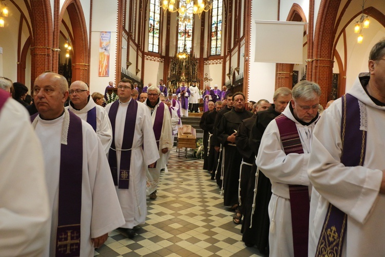 Pogrzeb o. Stanisława Paszewskiego OFM