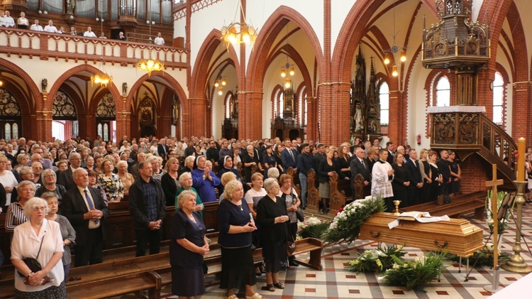 Pogrzeb o. Stanisława Paszewskiego OFM