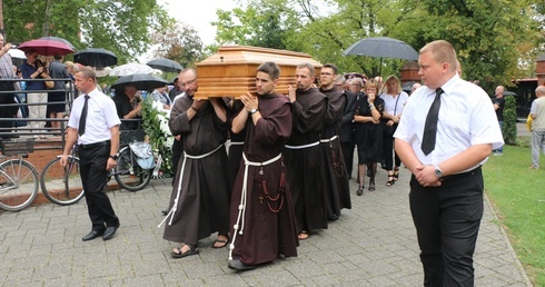 Pogrzeb o. Stanisława Paszewskiego OFM