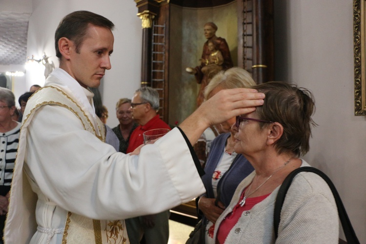 Nabożeństwo do św. Szarbela w Oleśnicy