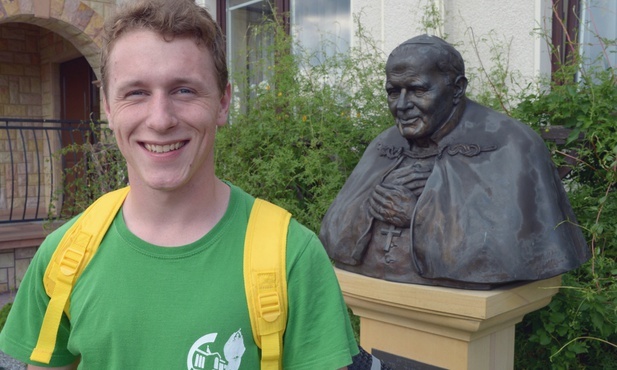 Kleryk Piotr Hernik ma nadzieję, że znów weźmie udział we wczasorekolekcjach dla niepełnosprawnych.