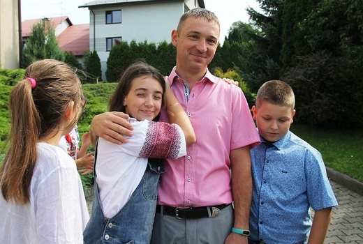 Marszałek Senatu wśród dzieci z Żytomierza i Kijowa na kolonii w Bielsku-Białej Lipniku