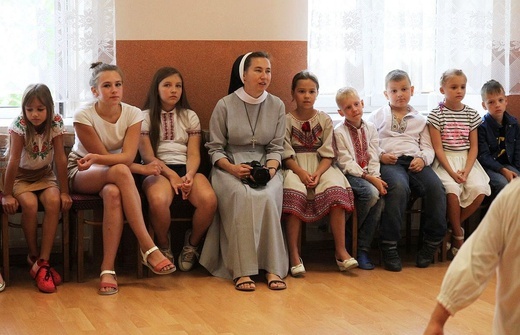 Marszałek Senatu wśród dzieci z Żytomierza i Kijowa na kolonii w Bielsku-Białej Lipniku