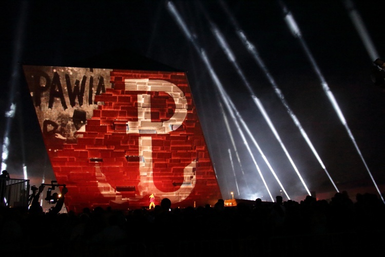 Widowisko "Poland: First To Fight" poruszyło tłumy