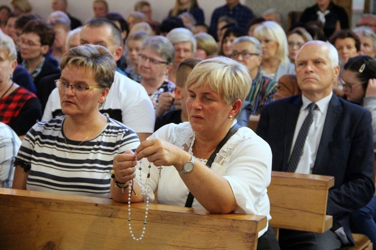 Pasierbiec. Wprowadzenie relikwii misjonarzy męczenników