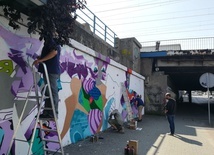 Katowice mają nowy mural, ale stworzony przez "starą" ekipę artystów ze Szwecji [ZDJĘCIA]