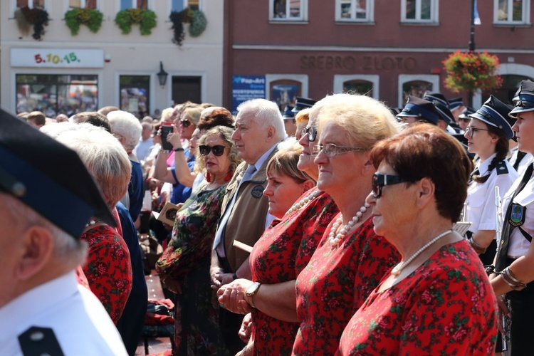 Jubileuszowa Msza św. na rynku w Myślenicach